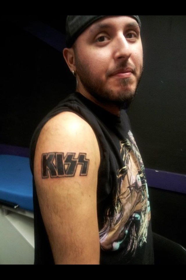 Gene Simmons on Twitter Show me your back tattooslike this  httpstcowdnx4CrOB3  Twitter
