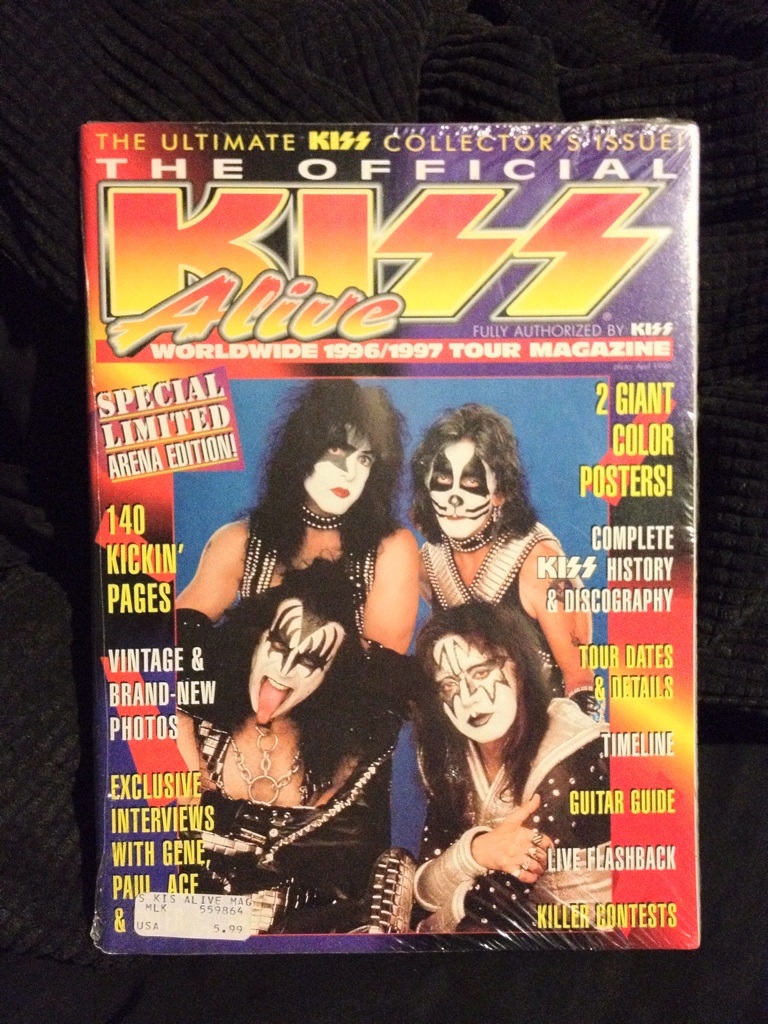 The Official Alive Worldwide Tour Magazine Concert Edition In George S KISS Collection